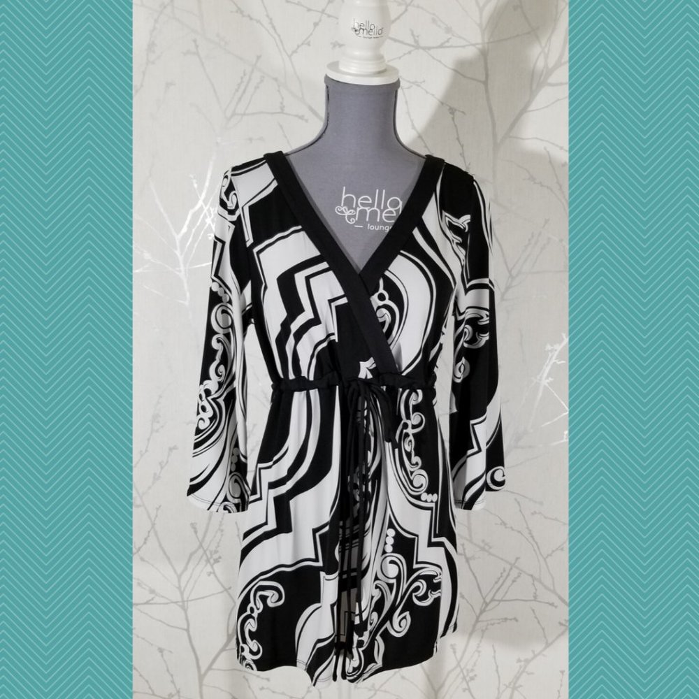 White House Black Market Cinched Waist Tunic